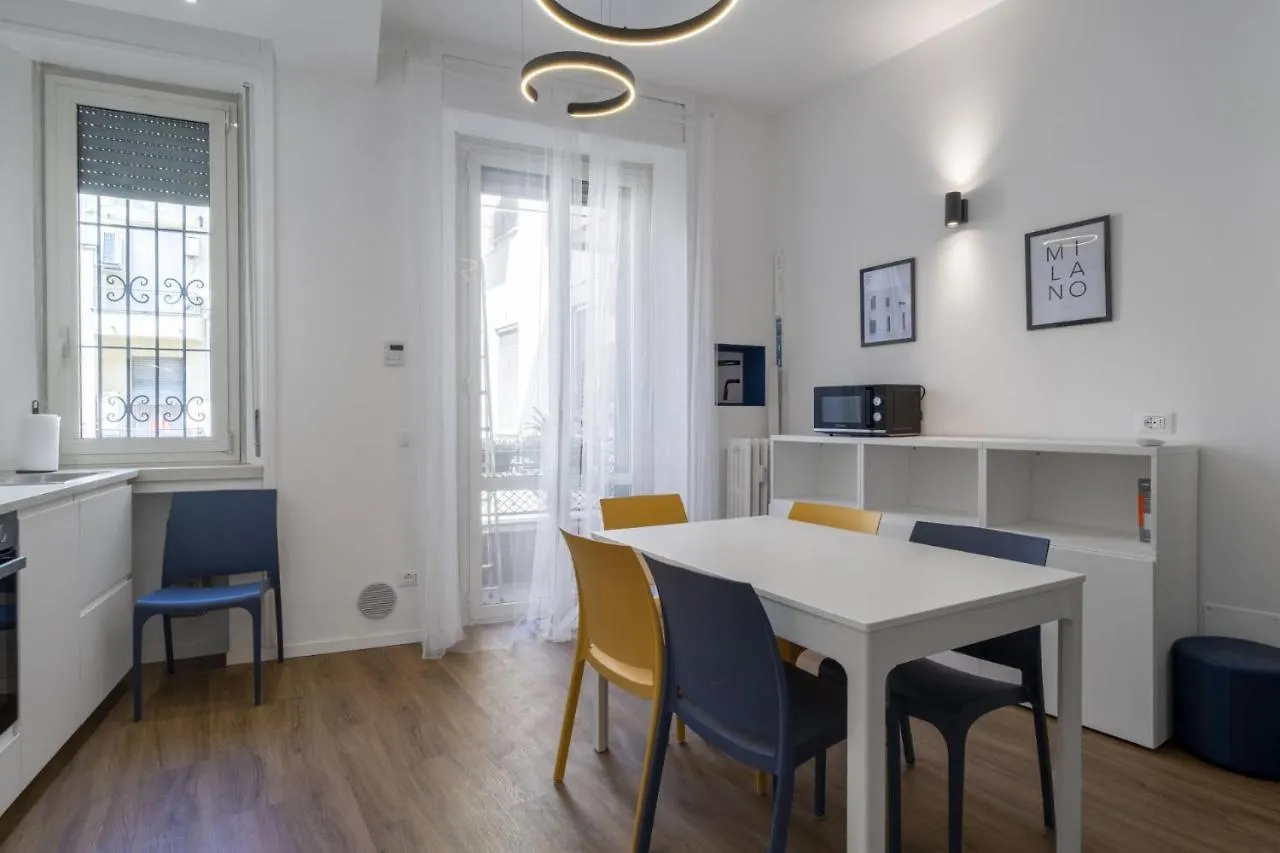 Easylife - Esperienza Unica Nel Cuore Di Moscova Milan 0*,