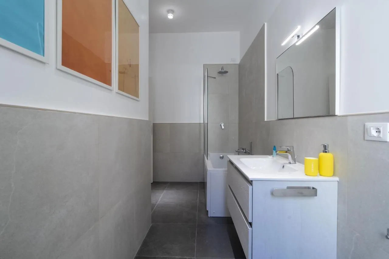 Apartment Easylife - Esperienza Unica Nel Cuore Di Moscova Milan
