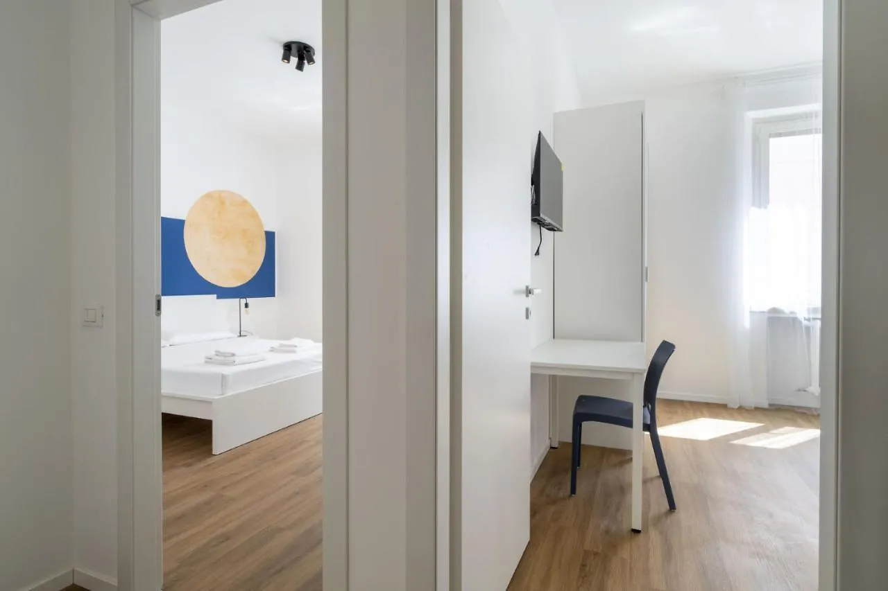 Apartment Easylife - Esperienza Unica Nel Cuore Di Moscova Milan Italy